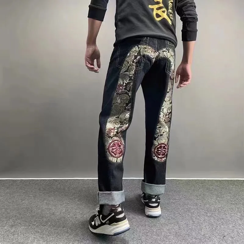 EH -md Jeans ricamati fatti a  - Levis Jeans 501 recensione e prezzo